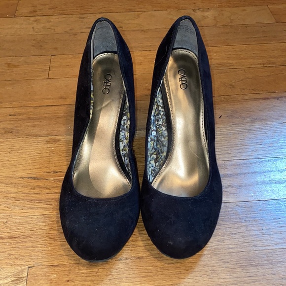 Black heels - Picture 2 of 5